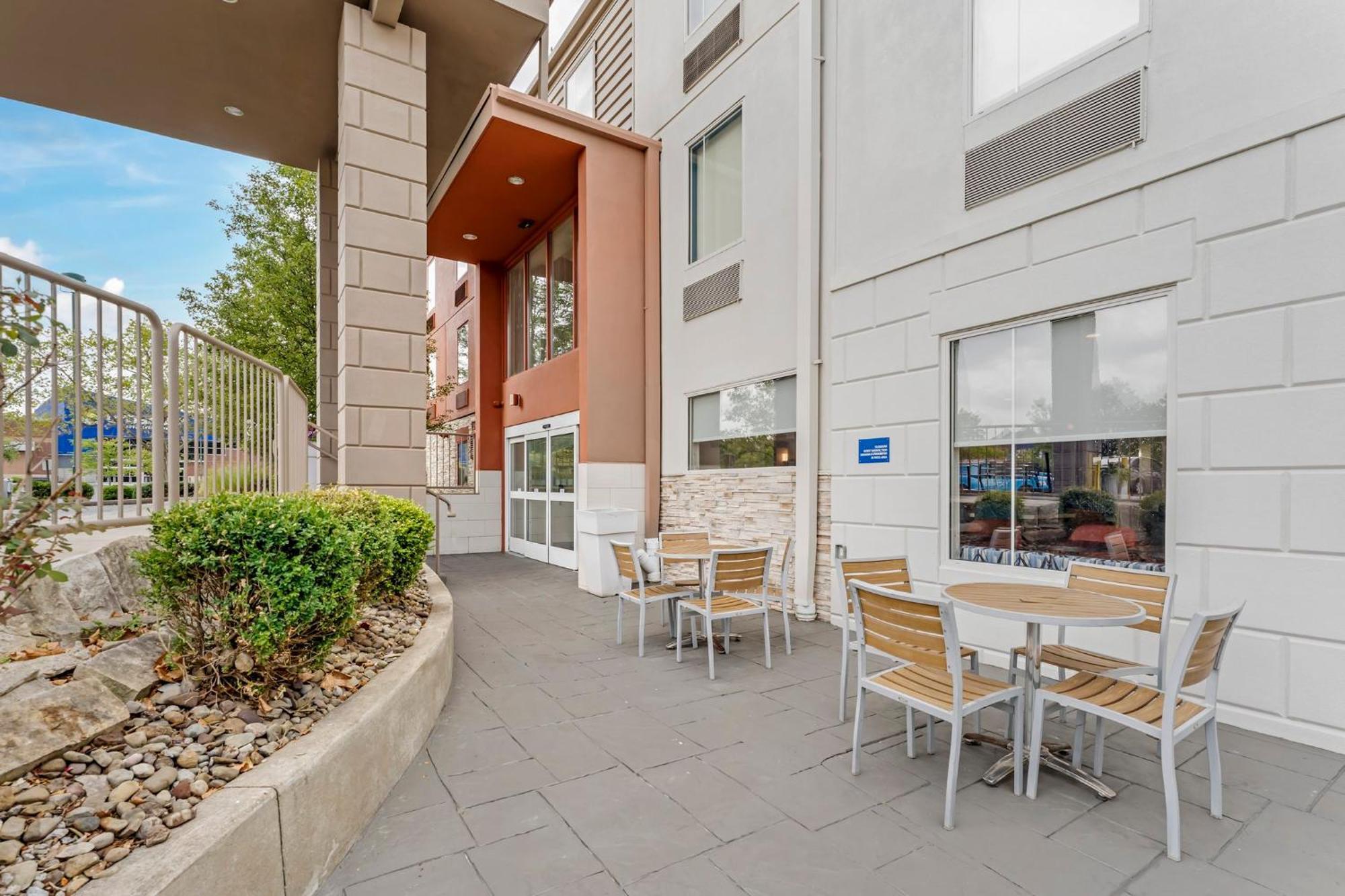 Express Pittsburgh - By Ihg Hotel