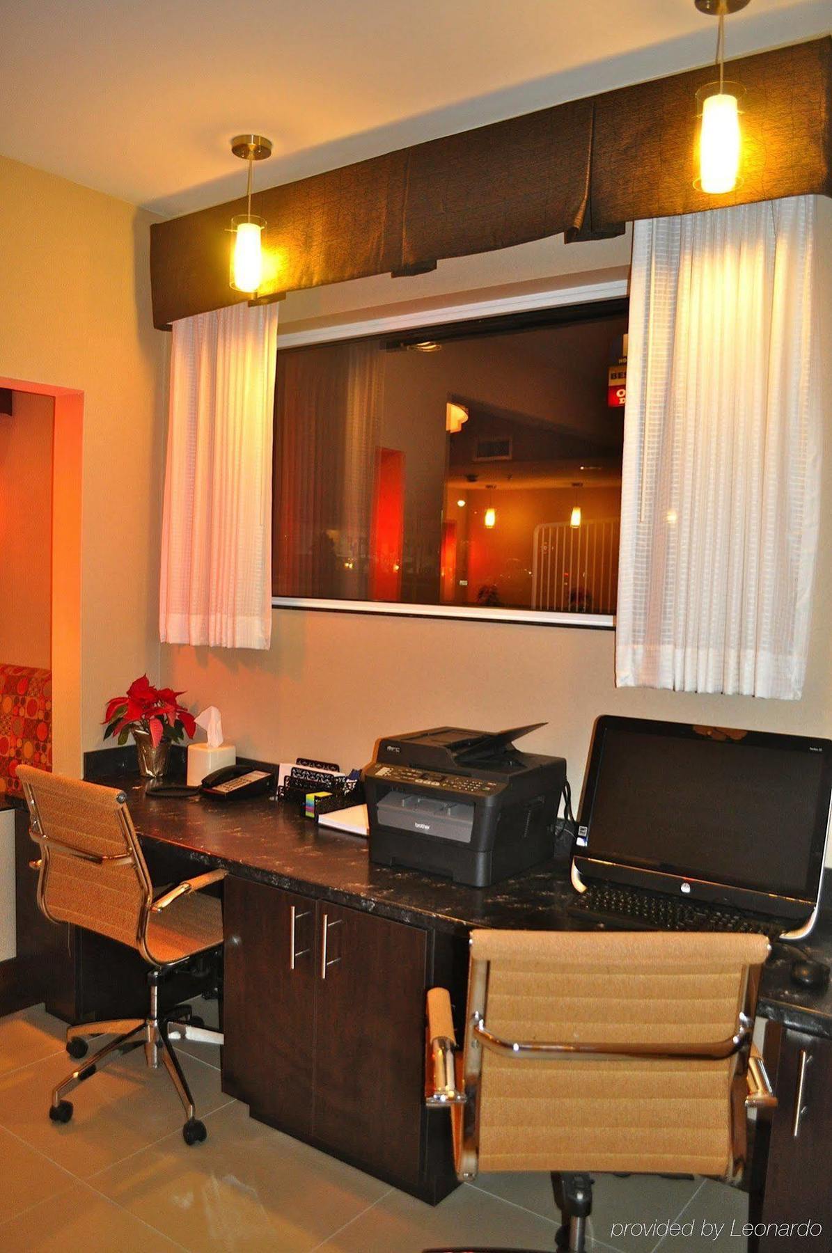Express Pittsburgh - By Ihg 2*