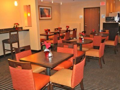 Hotel Express Pittsburgh - By Ihg Munhall