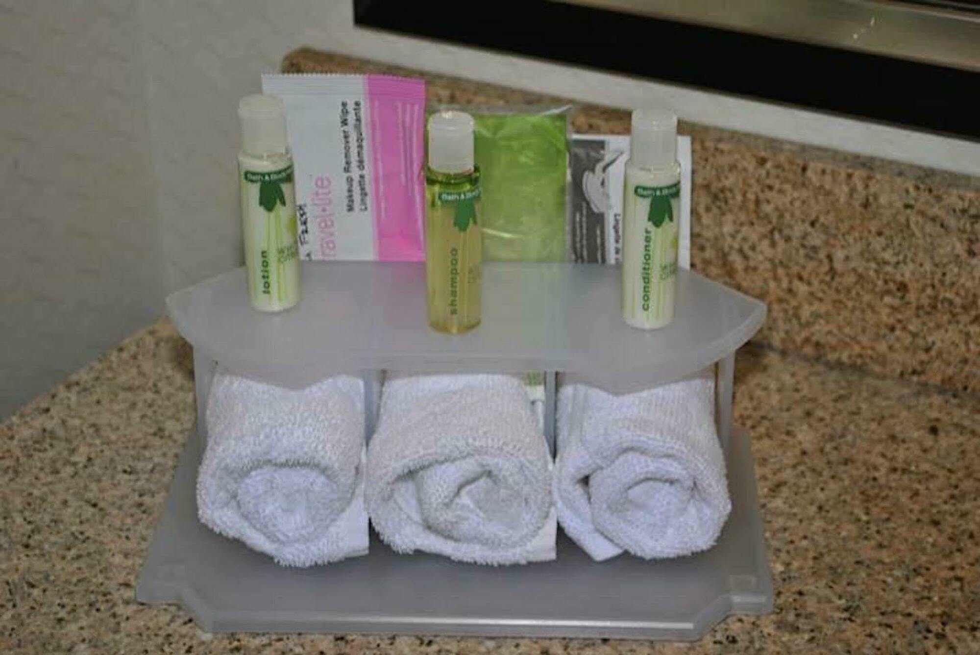 Express Pittsburgh - By Ihg Hotel 2*